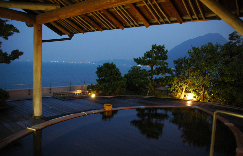 Seaside Hotel Mimatsu Ooetei Beppu Bagian luar foto